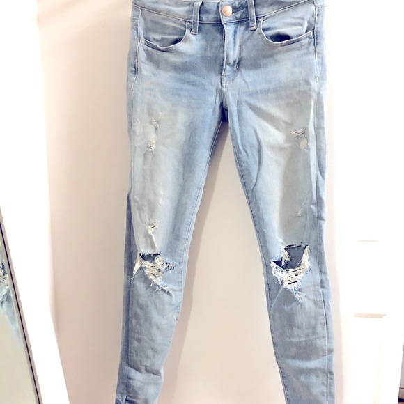 Denim - Ripped jeans!